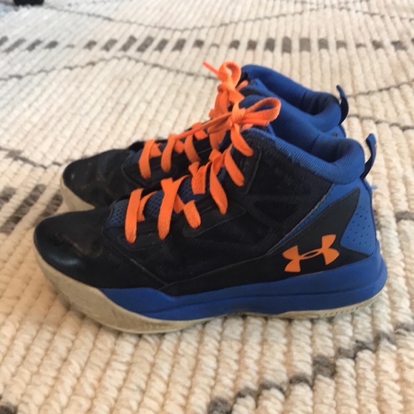 under armor orange shoes